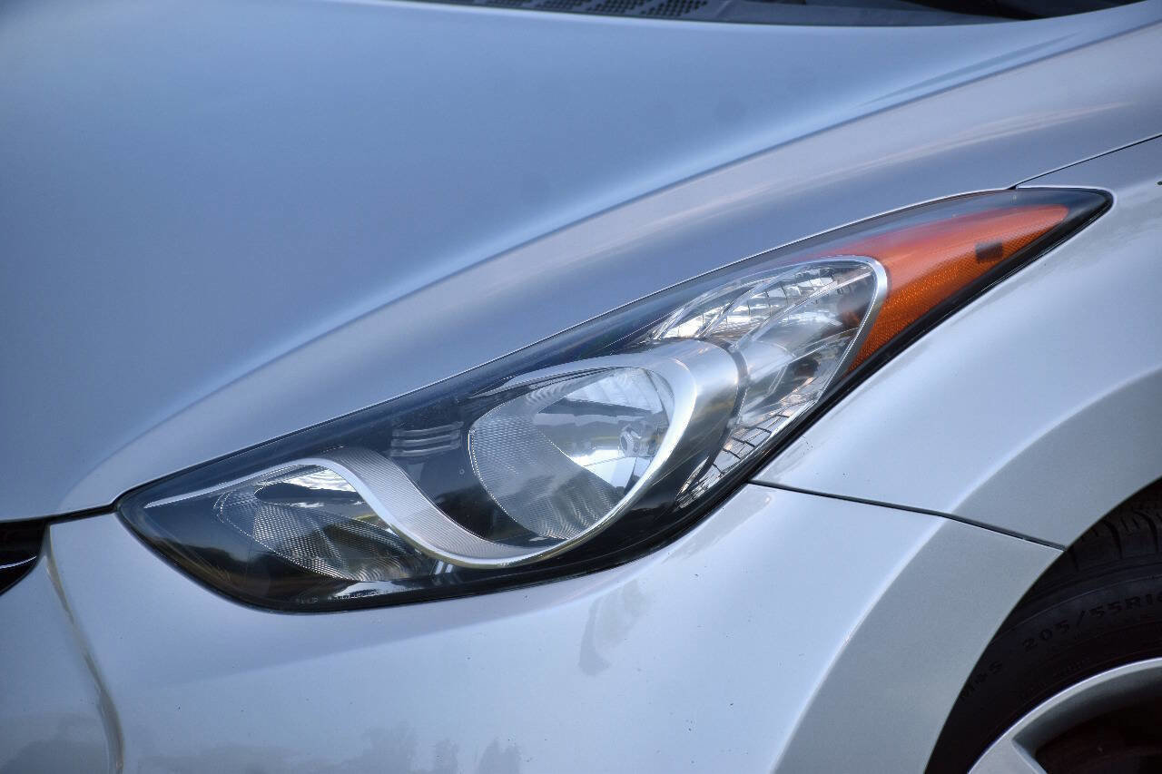 Used 2012 Hyundai Elantra GLS w/ Preferred Pkg 3 image 37
