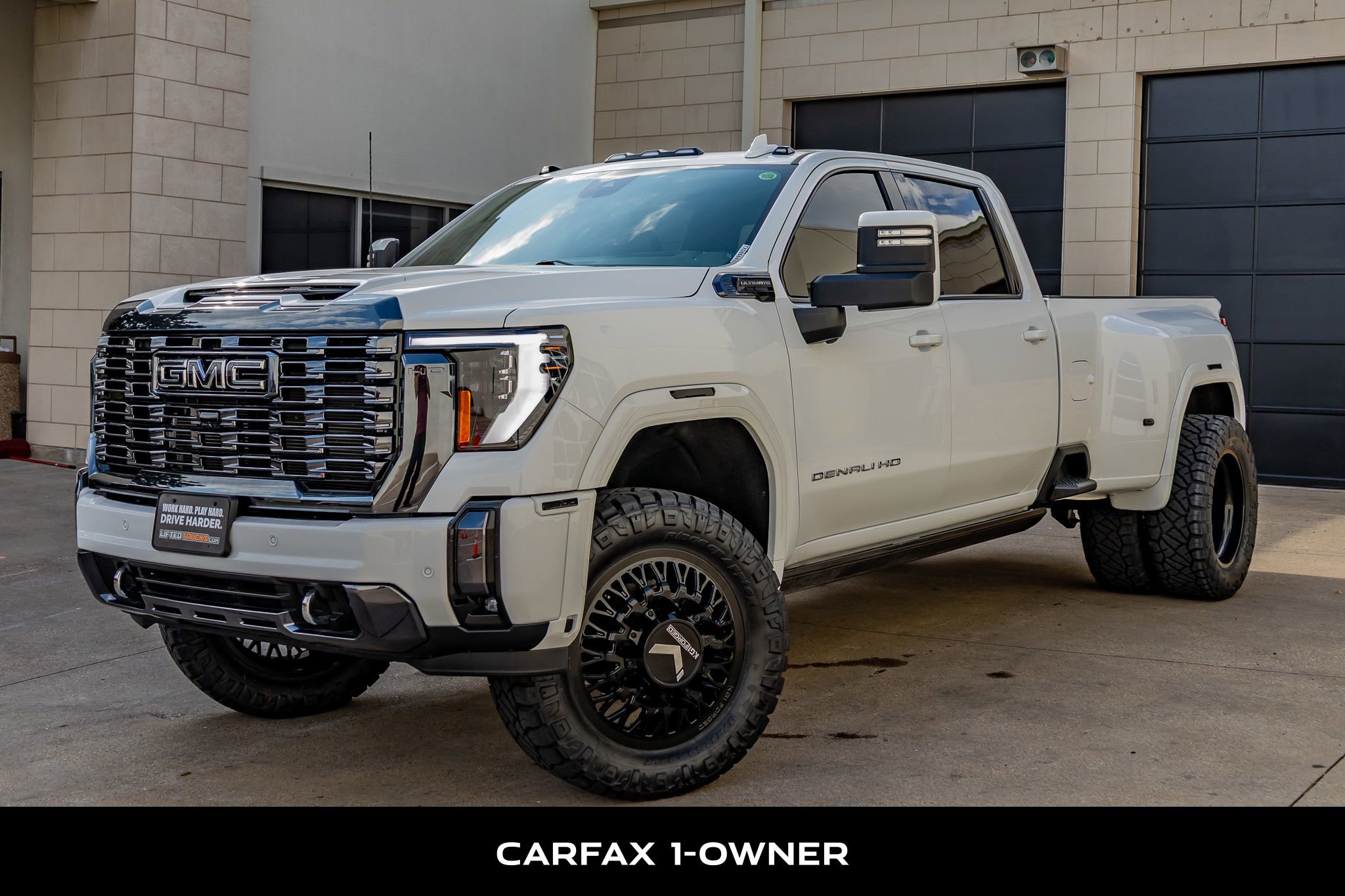 Used 2024 GMC Sierra 3500 Denali Ultimate image 5