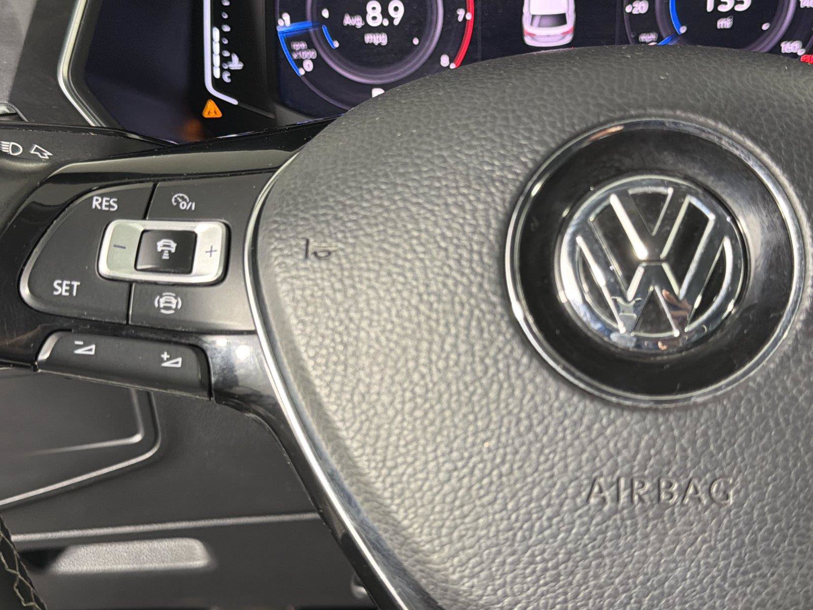 Used 2021 Volkswagen Tiguan SEL AWD/4WD image 27