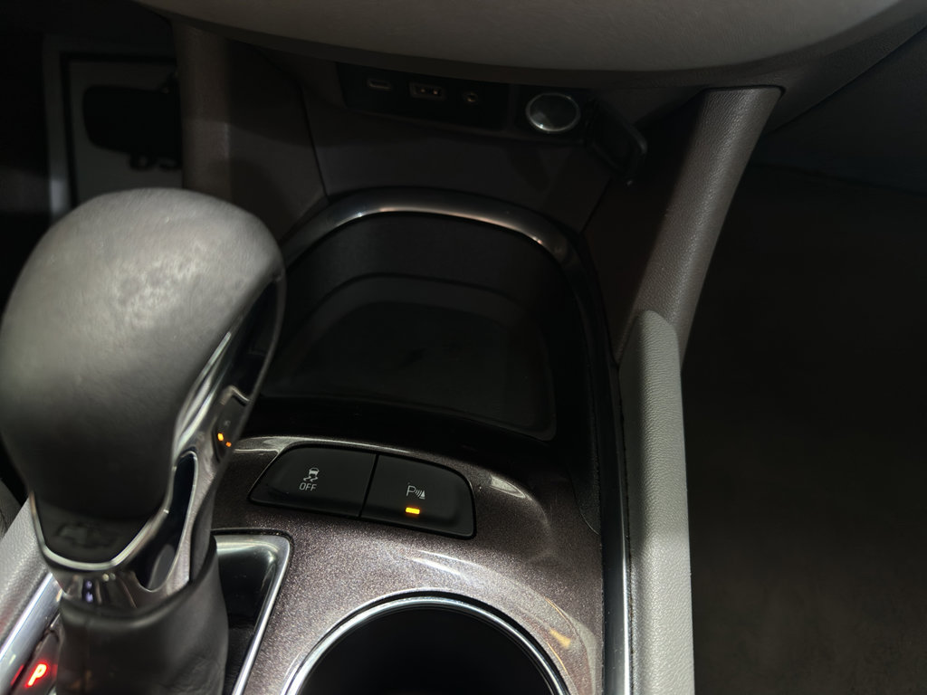 Used 2024 Chevrolet Malibu LT image 30