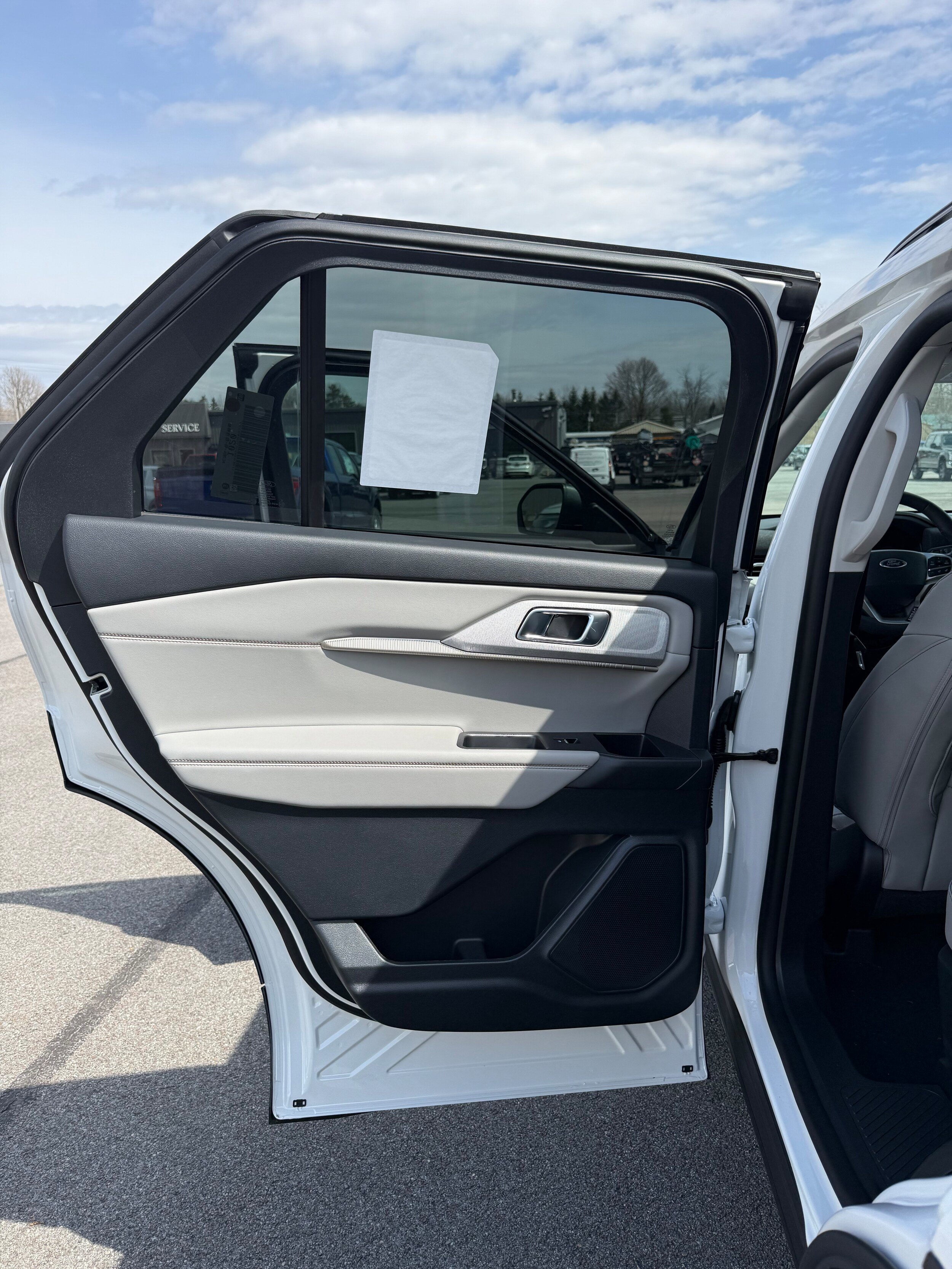 New 2026 Ford Explorer Active image 30