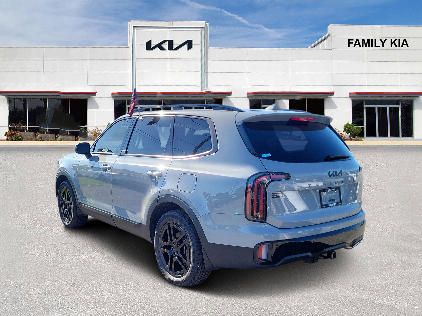 Certified 2025 Kia Telluride EX X-Line AWD/4WD image 4
