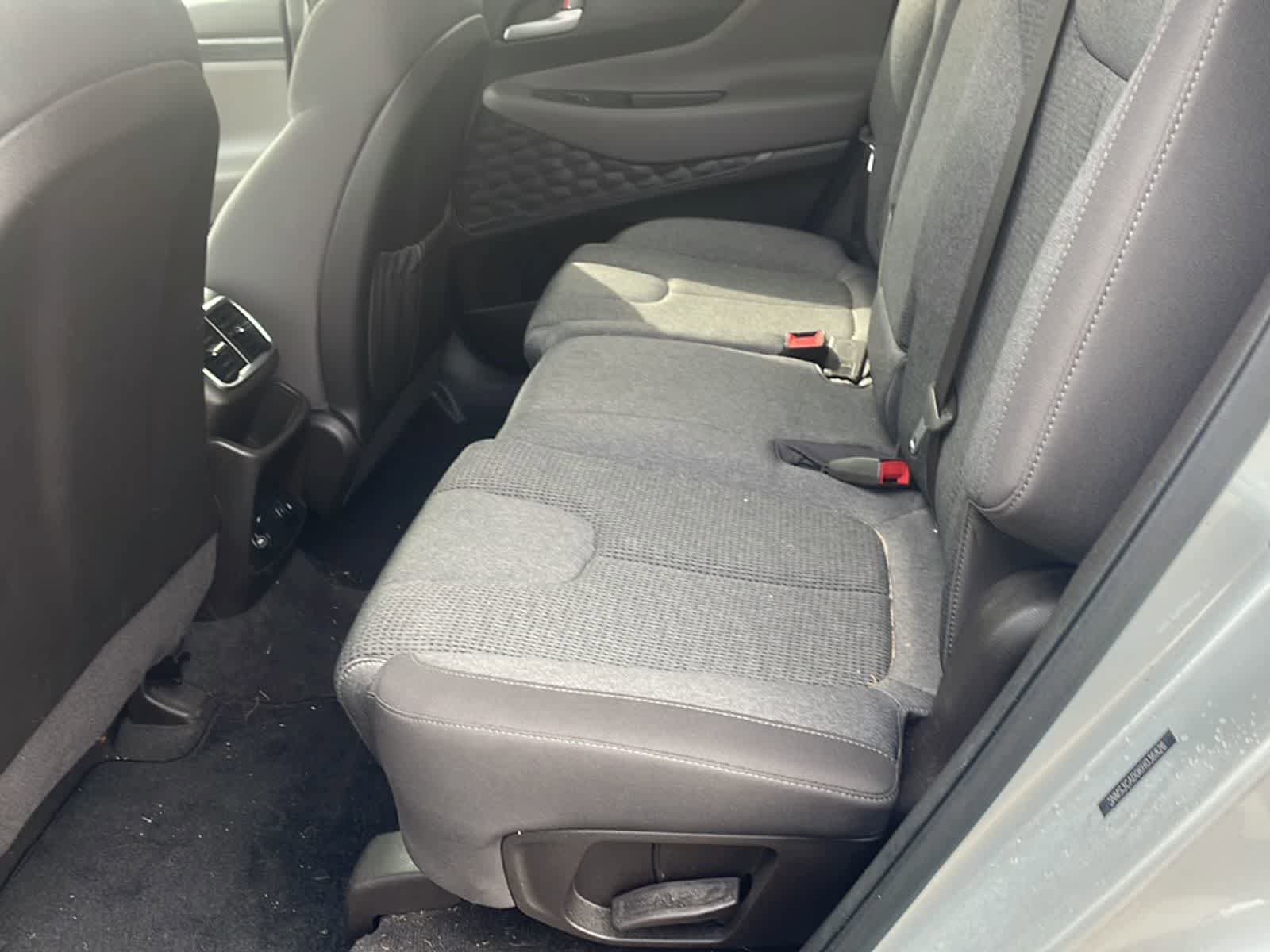 Used 2019 Hyundai Santa Fe SEL AWD/4WD image 13