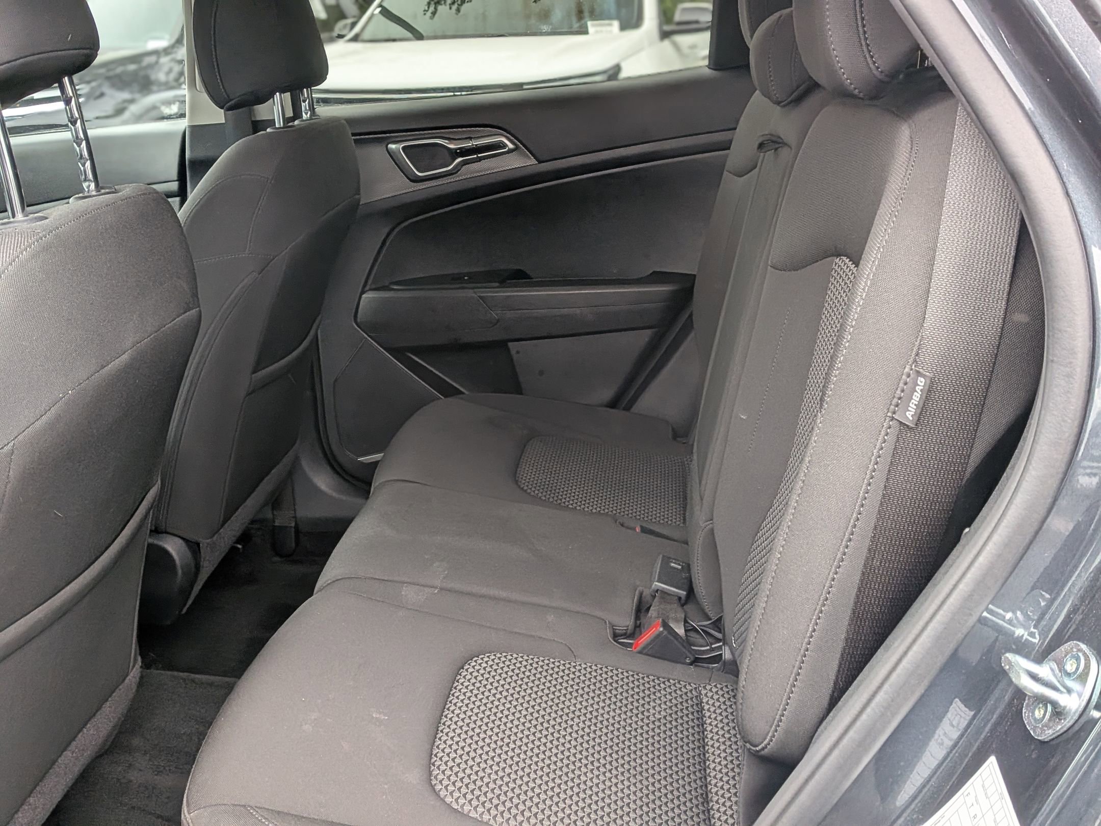 Used 2024 Kia Sportage LX FWD image 32