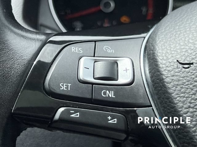 Used 2019 Volkswagen Passat 2.0T Wolfsburg w/ Wheels & Sunroof Package FWD image 19