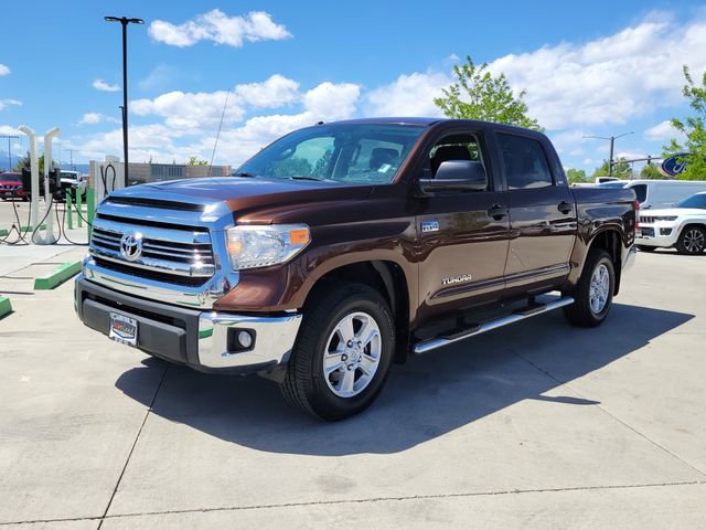 Used 2016 Toyota Tundra SR5 w/ SR5 Upgrade Package AWD/4WD image 4