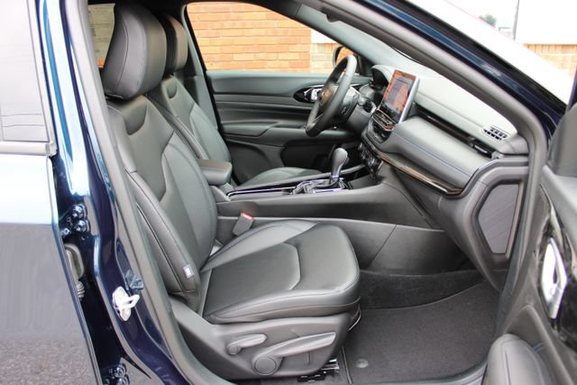 New 2026 Jeep Compass Limited w/ Sun, Sound & Navigation Group AWD/4WD image 43