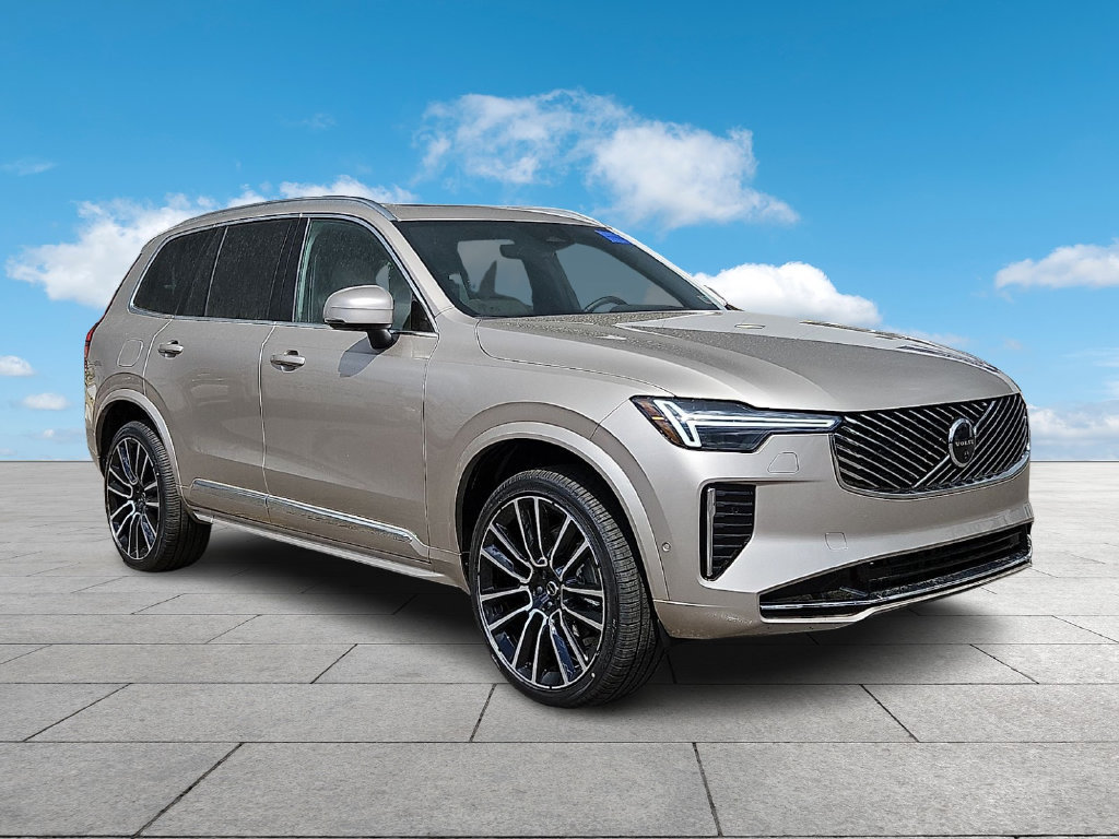 New 2026 Volvo XC90 B6 Plus w/ Protection Package Premier