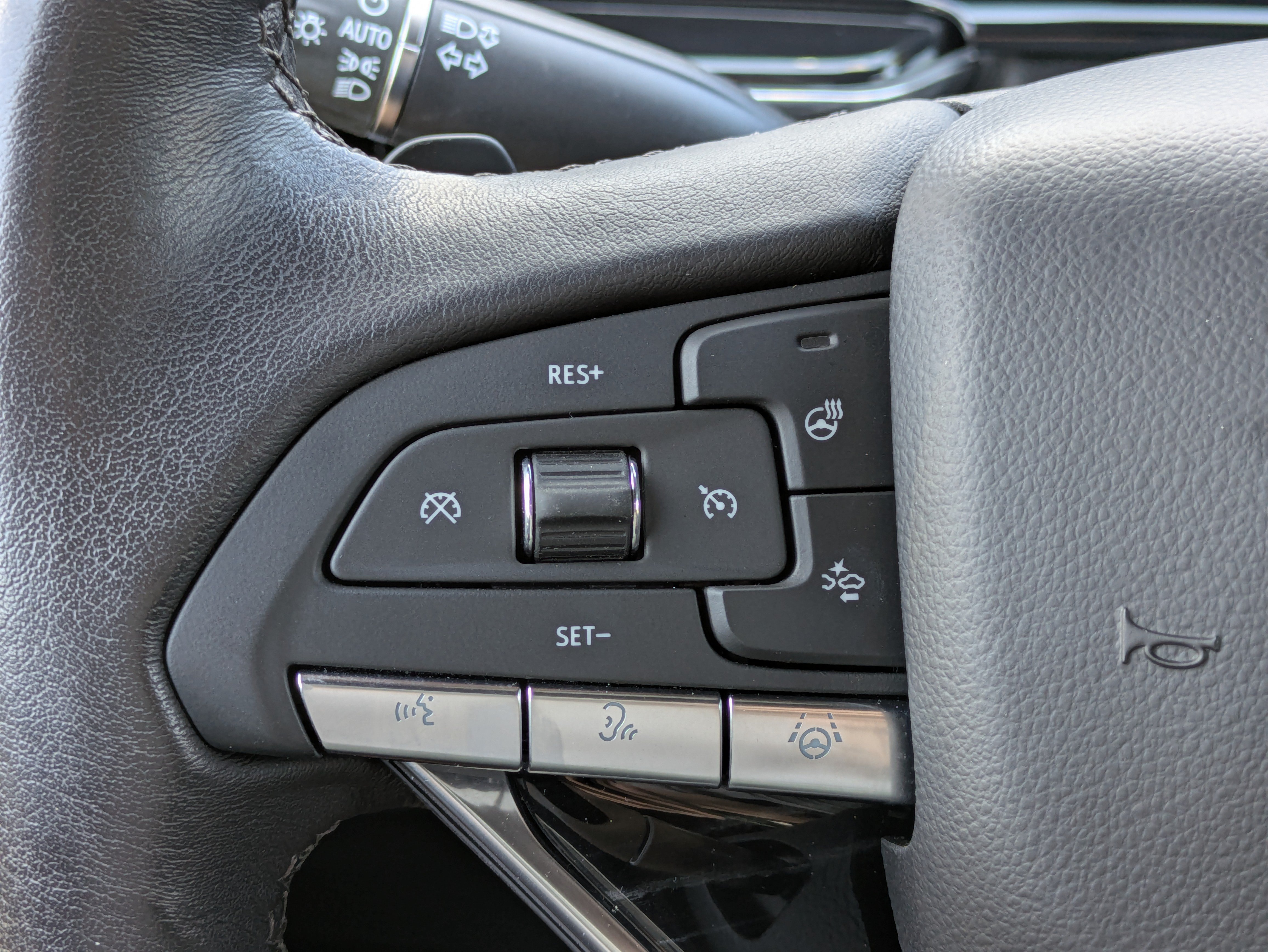 Certified 2024 Cadillac Escalade Sport AWD/4WD image 18