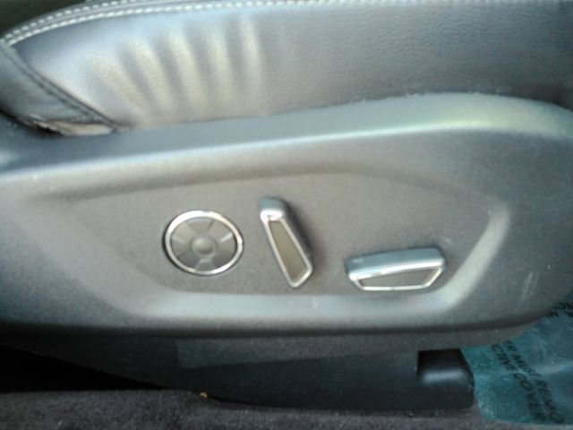 Used 2016 Ford Explorer Limited w/ Equipment Group 303A image 22