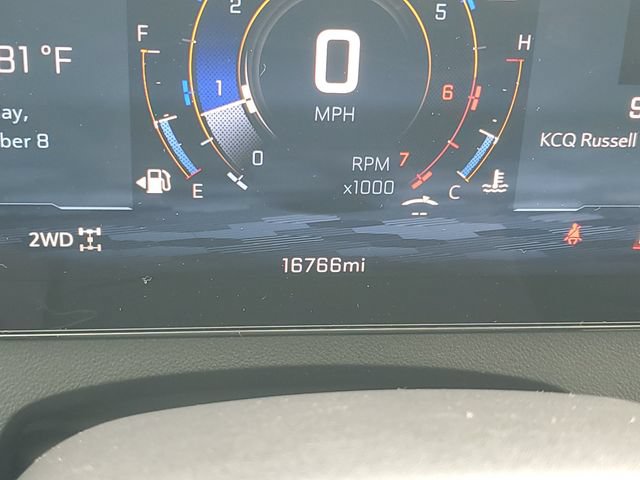 Certified 2025 Chevrolet Traverse LT w/ Sun and Wheel Package AWD/4WD image 21