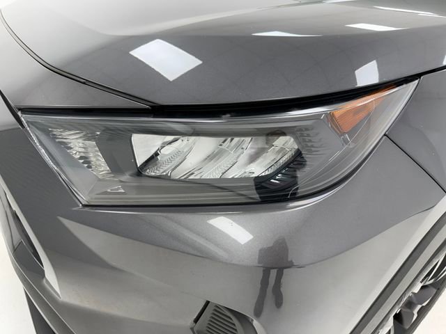 Used 2022 Toyota RAV4 LE FWD image 6