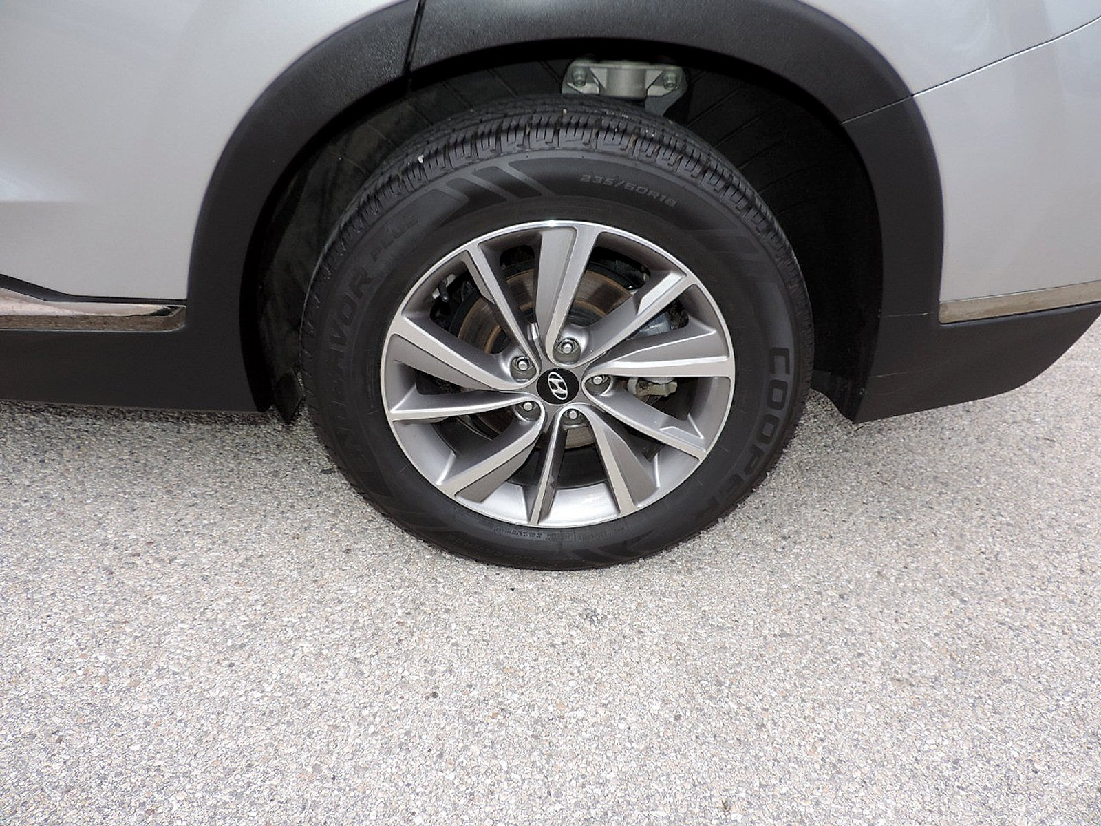 Used 2020 Hyundai Santa Fe Limited FWD image 9