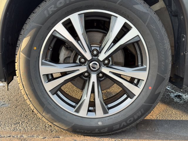 Used 2017 Nissan Rogue SL w/ SL Premium Package AWD/4WD image 12