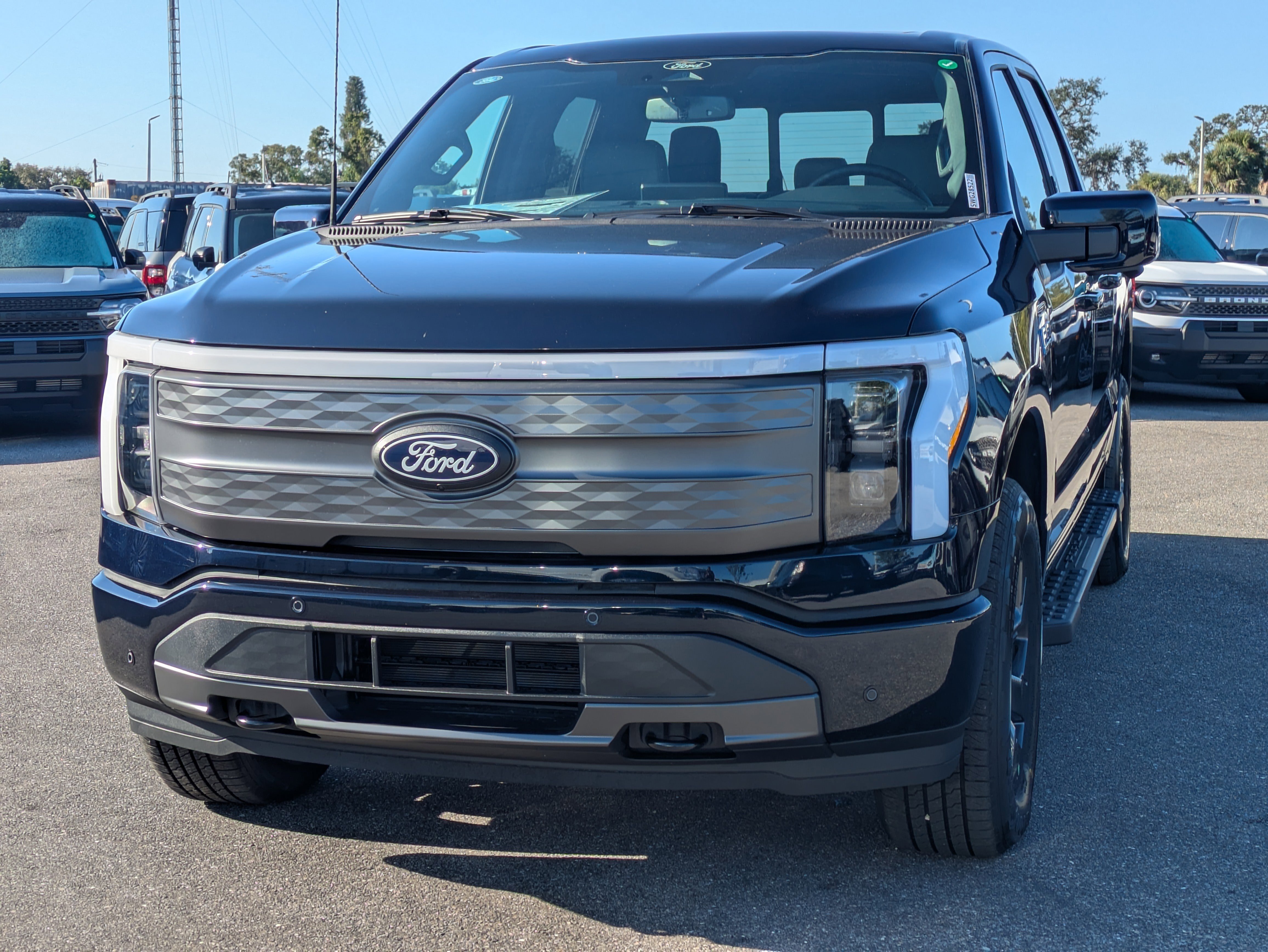 New 2025 Ford F150 Lightning Lariat image 8