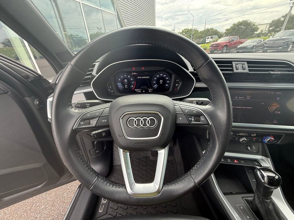 Used 2020 Audi Q3 2.0T Premium w/ Convenience Package image 13