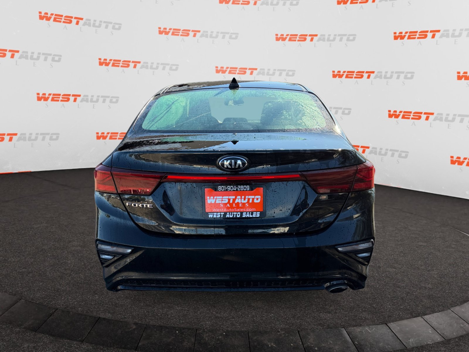 Used 2019 Kia Forte LXS FWD image 4