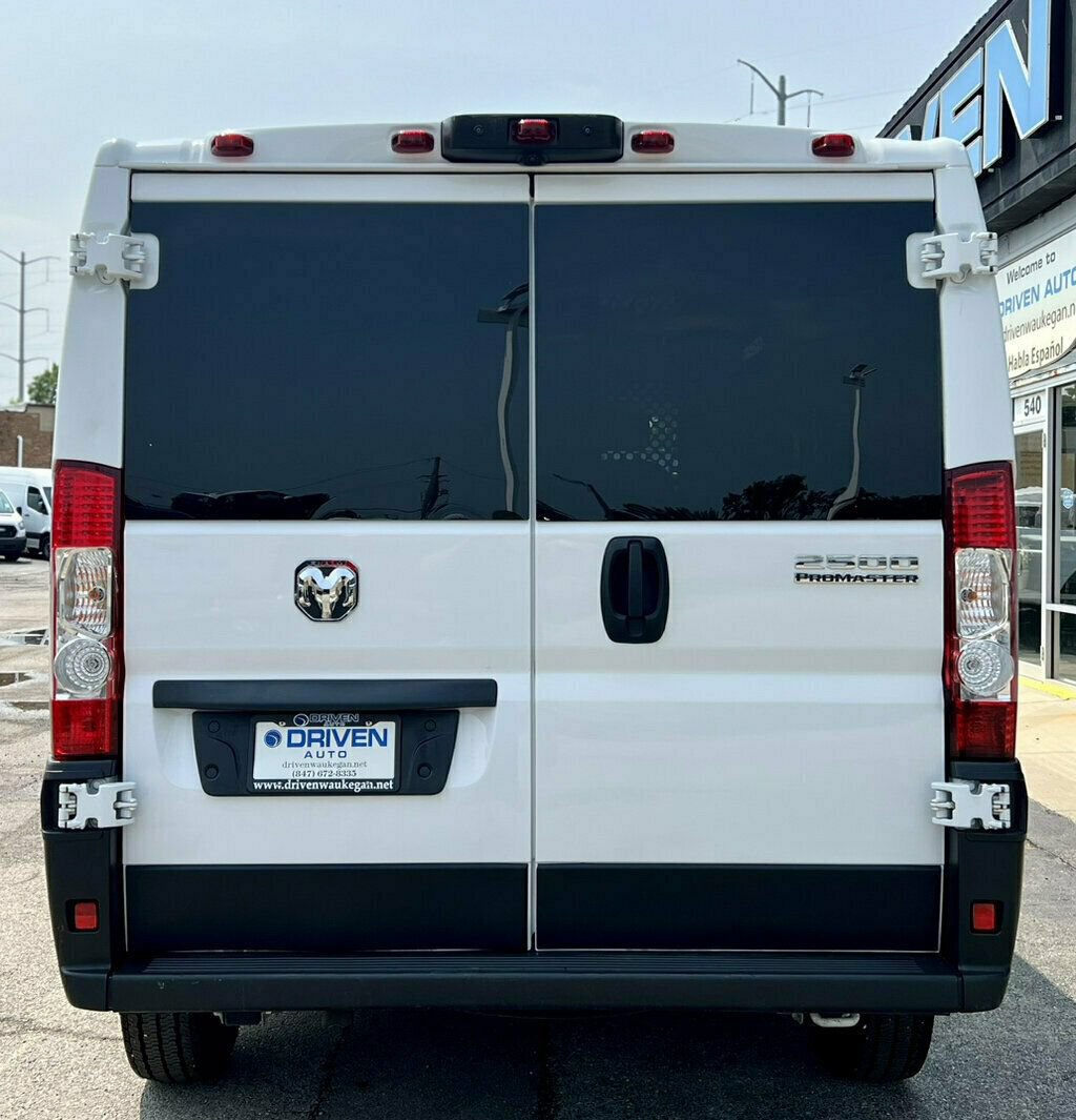 Used 2025 RAM ProMaster 2500 w/ U-Haul Equipment Group FWD image 4