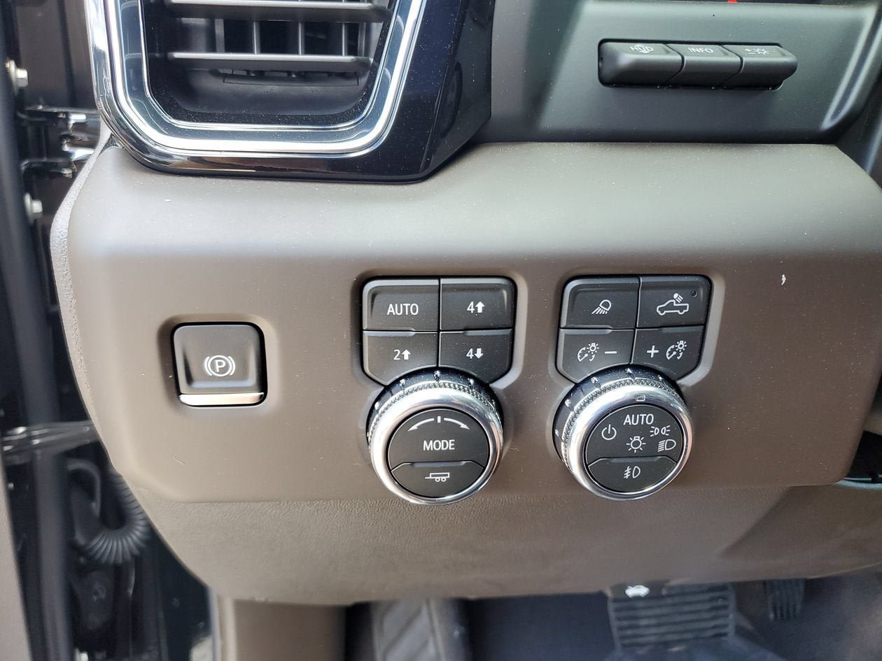 New 2026 GMC Sierra 1500 Denali w/ Technology Package AWD/4WD image 31