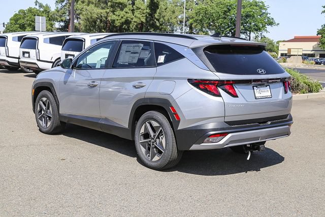 New 2026 Hyundai Tucson SEL FWD image 2