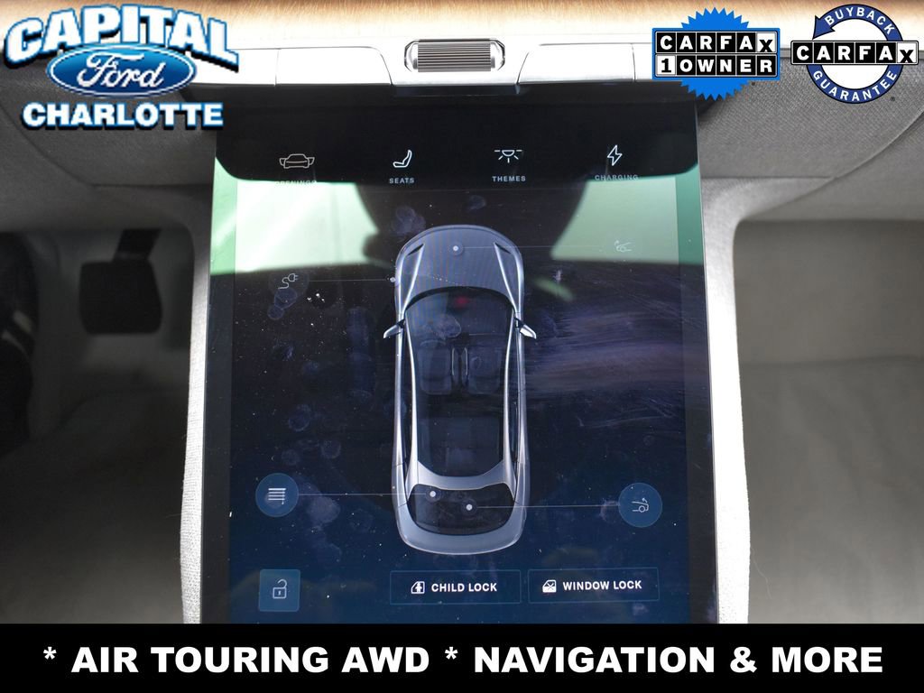 Used 2024 Lucid Air Touring image 15
