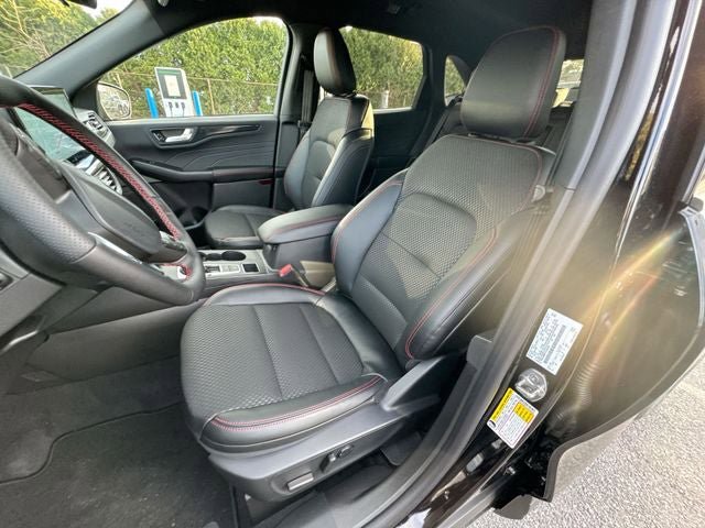 New 2026 Ford Escape ST-Line w/ Tech Pack #1 AWD/4WD image 11