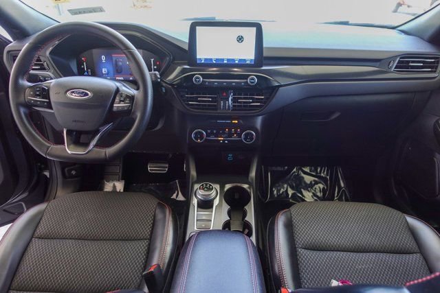 Used 2023 Ford Escape ST-Line image 25