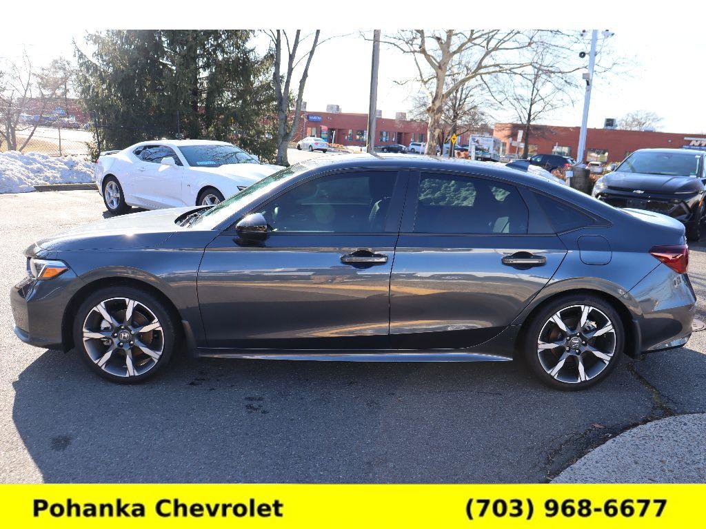 Used 2025 Honda Civic Sport Touring image 4