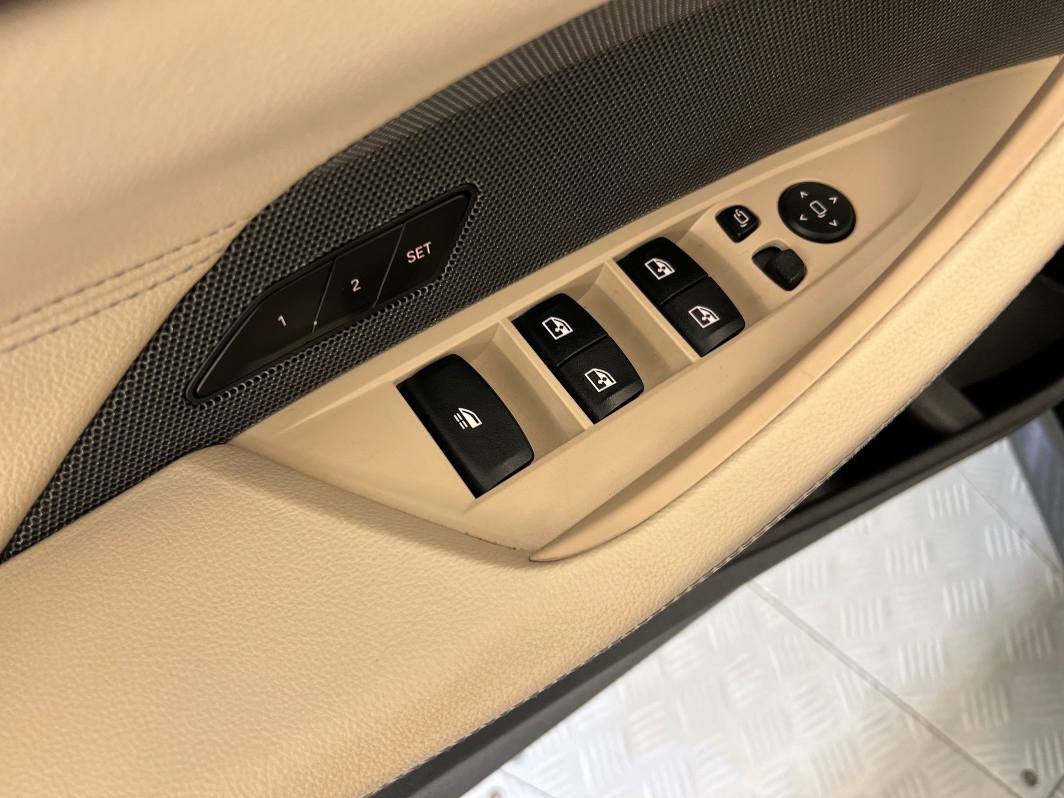 Certified 2022 BMW M440i Convertible image 11