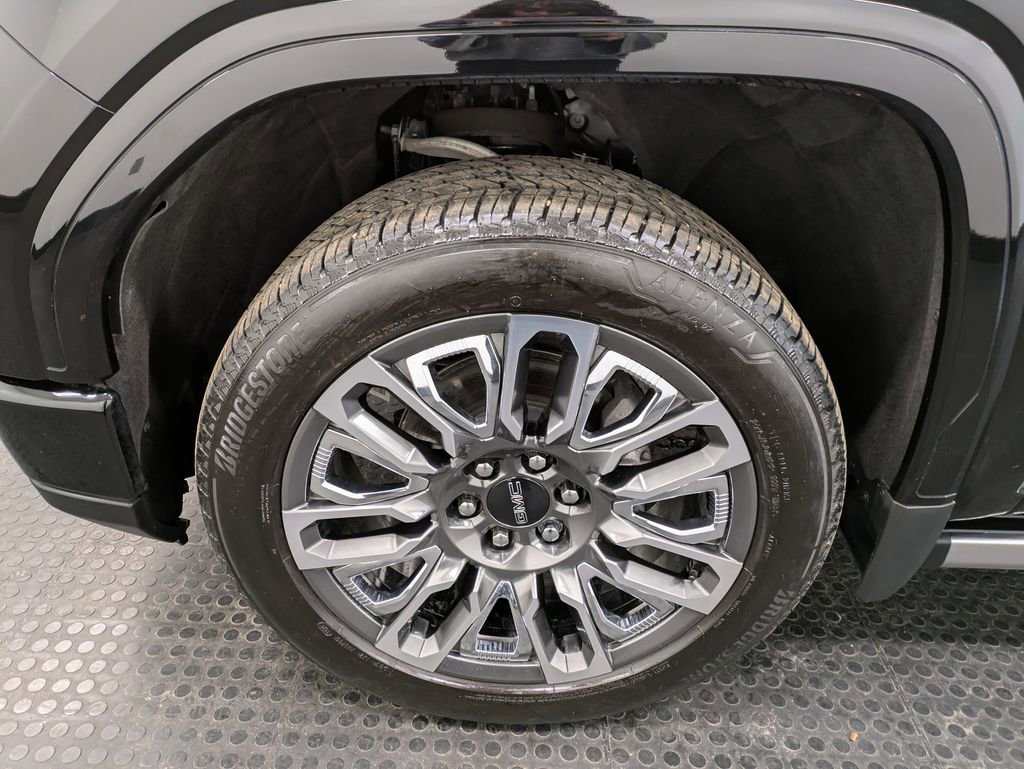 Used 2025 GMC Sierra 1500 Denali Ultimate image 7