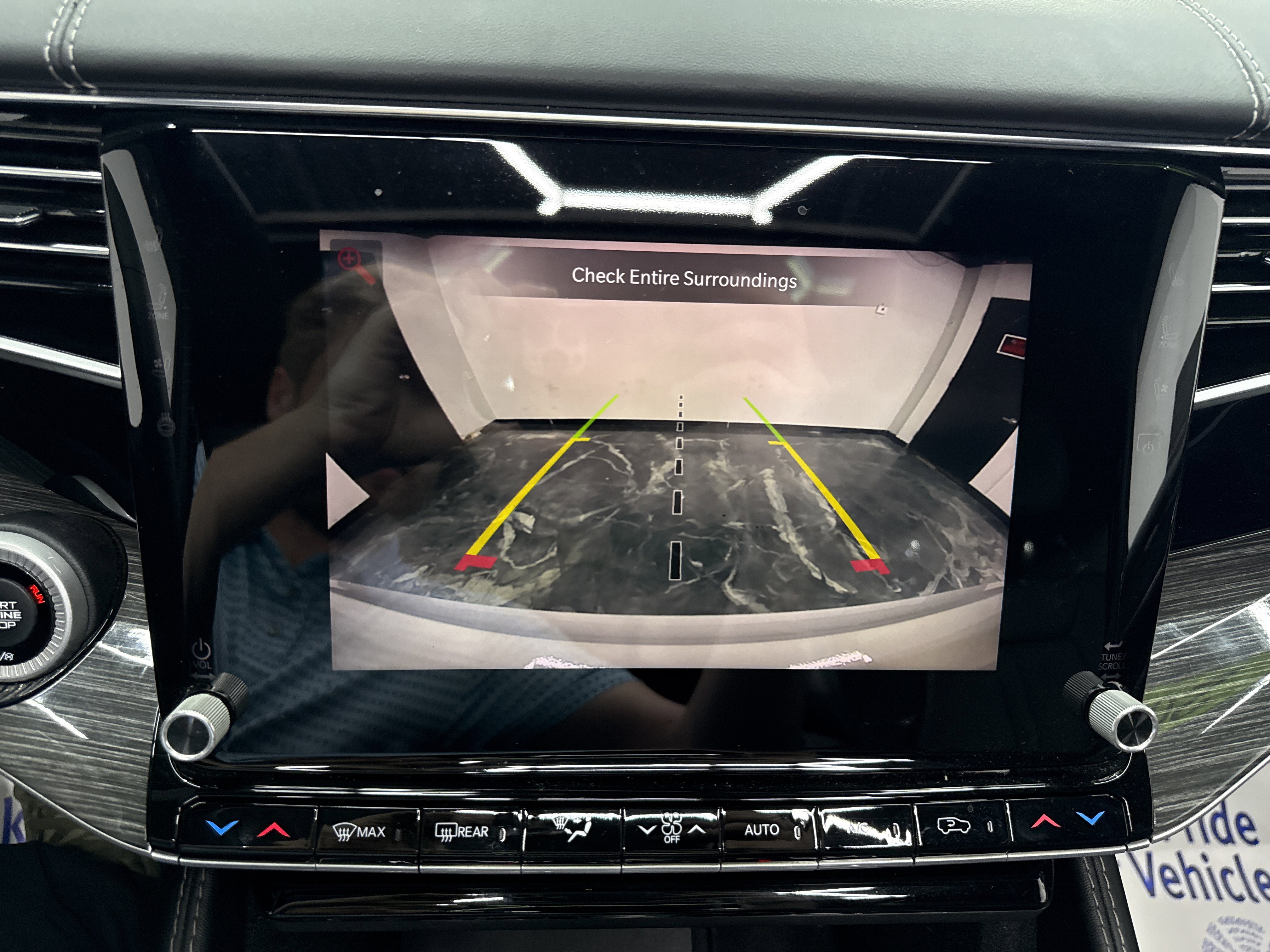 Used 2022 Jeep Wagoneer Series III w/ Premium Group I image 19