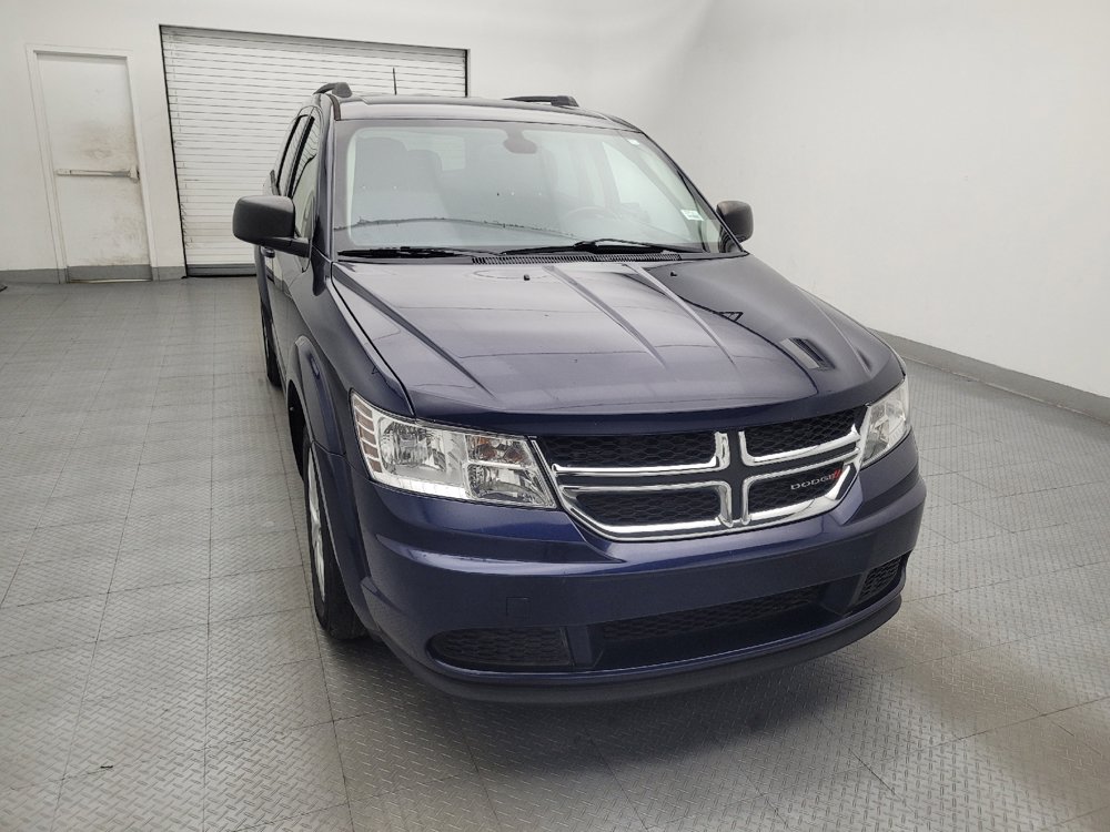 Used 2020 Dodge Journey SE w/ SE Popular Equipment Group FWD image 14