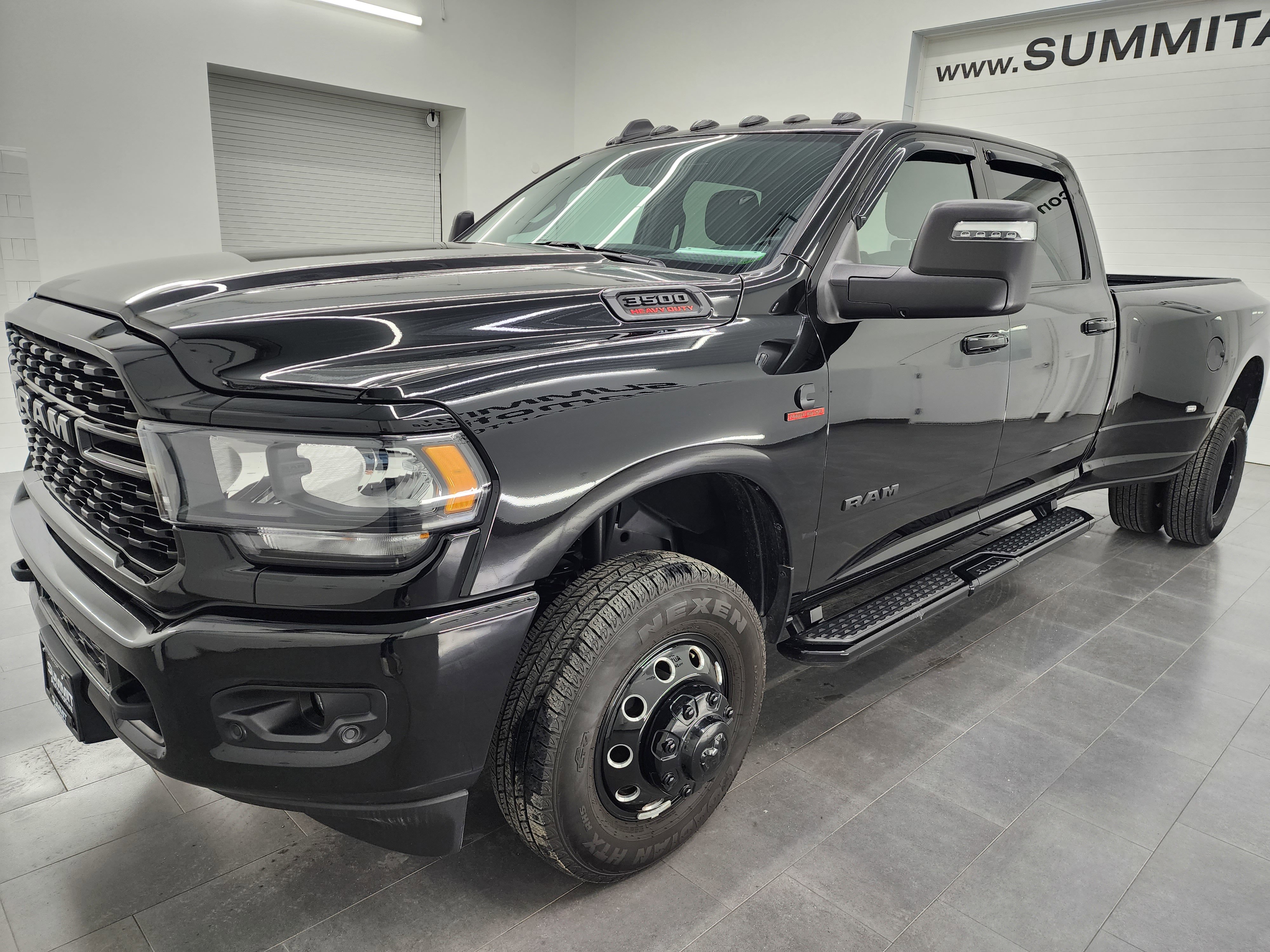 Used 2024 RAM 3500 Big Horn w/ Night Edition AWD/4WD image 69