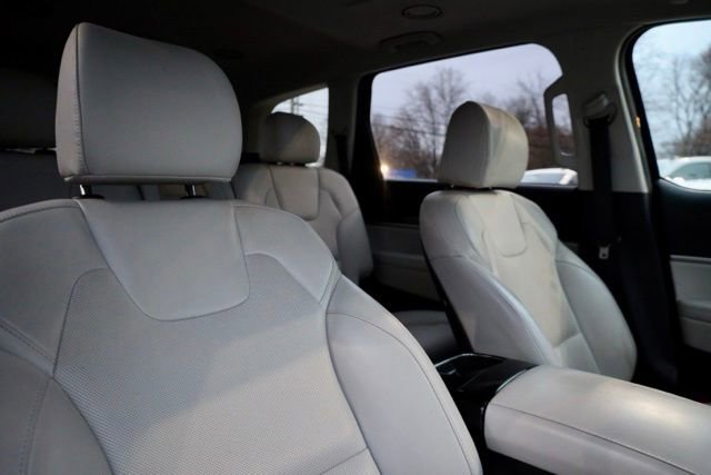 Used 2022 Kia Telluride S image 41