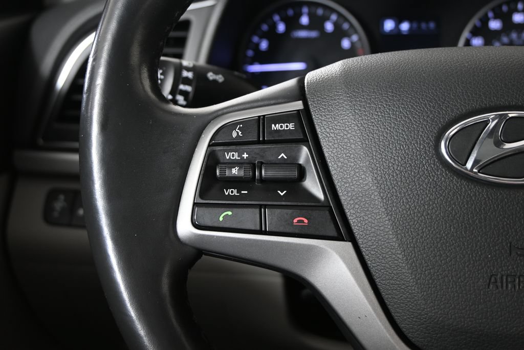 Used 2018 Hyundai Elantra Value Edition FWD image 36