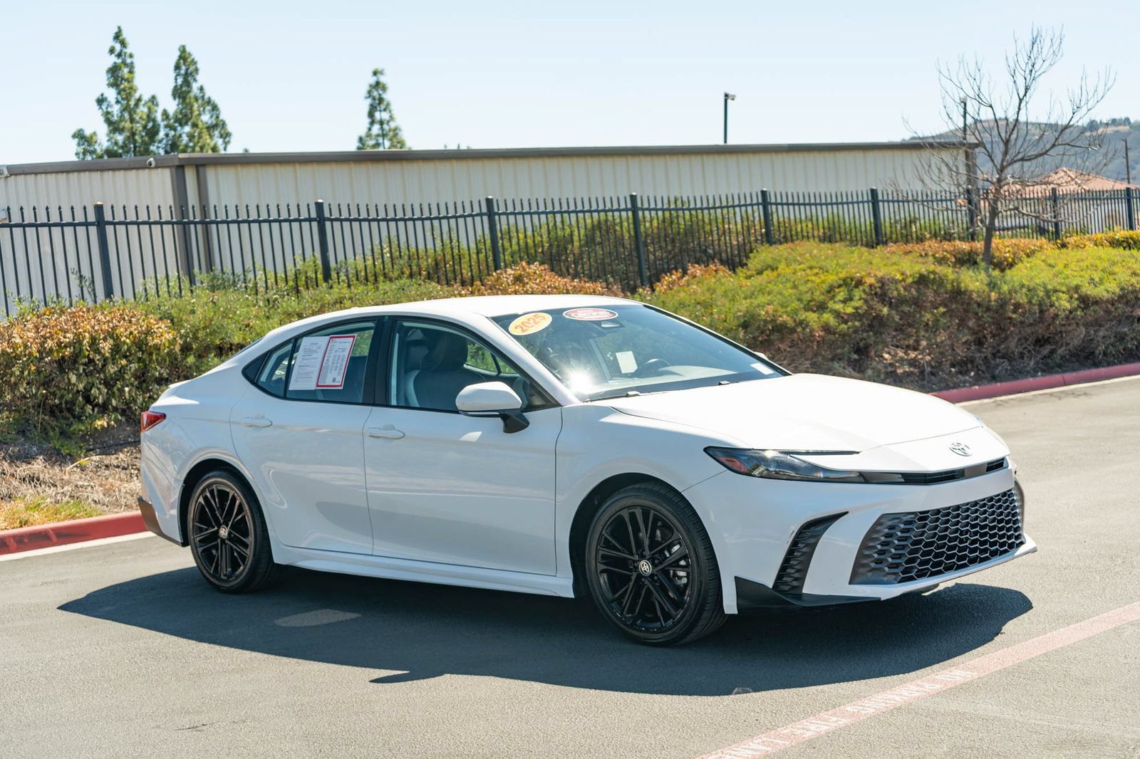 Certified 2025 Toyota Camry SE FWD image 3