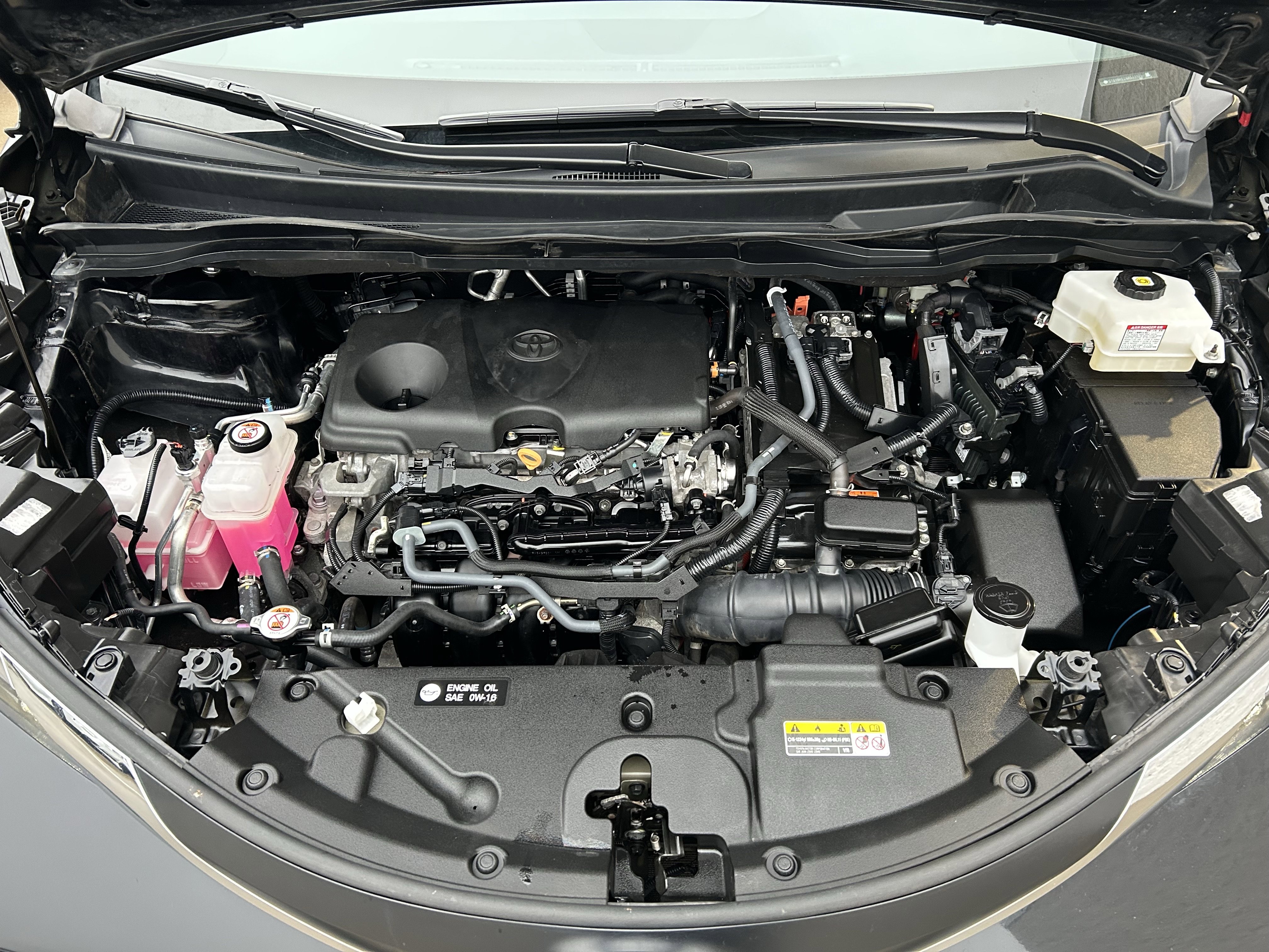 Certified 2024 Toyota Sienna XLE FWD image 12