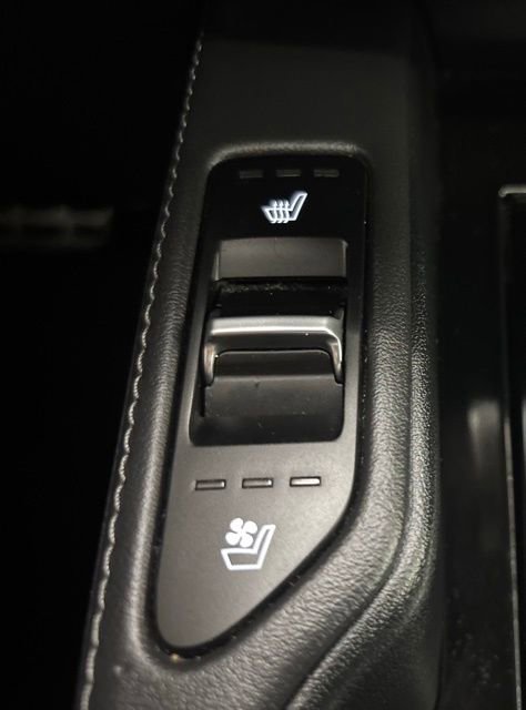 Used 2022 Kia Telluride SX w/ Towing Package FWD image 34