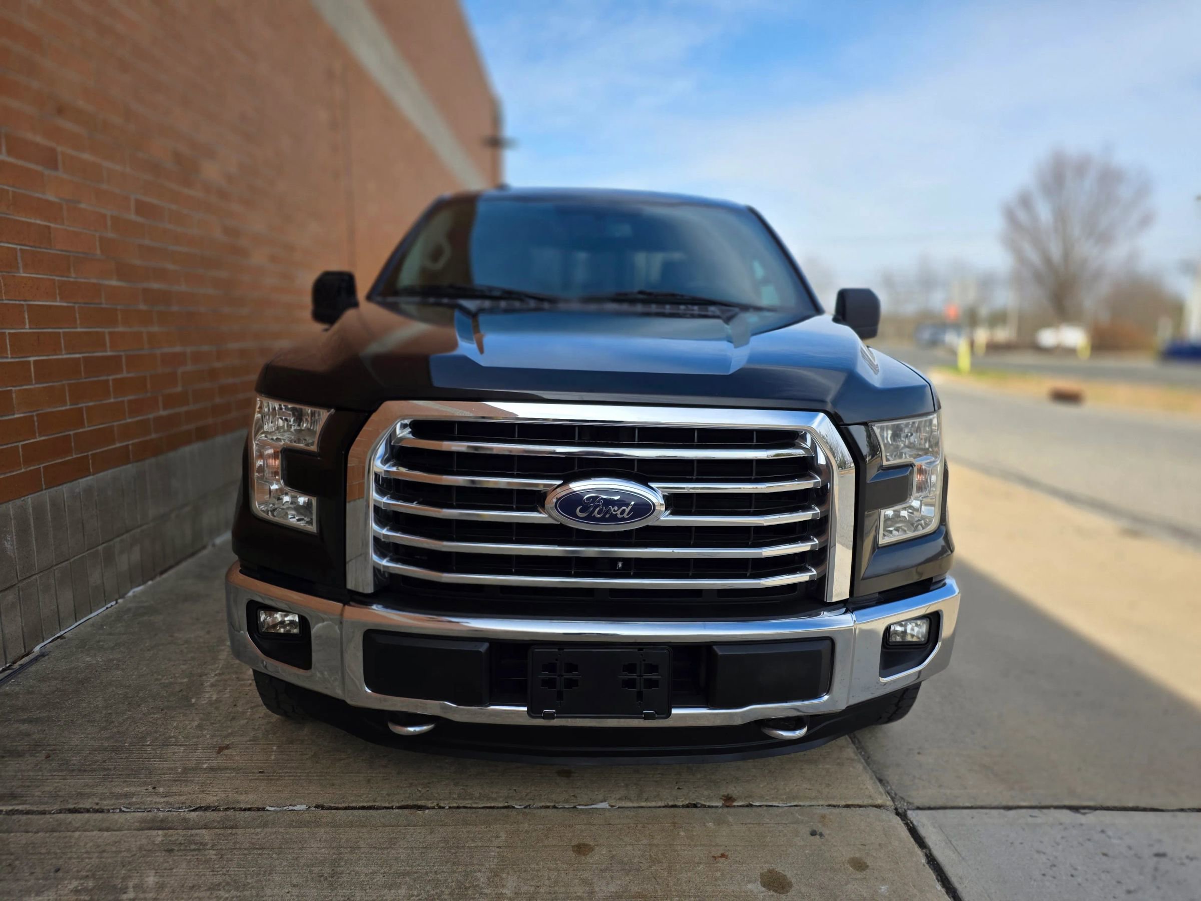 Used 2015 Ford F150 XLT w/ Equipment Group 302A Luxury image 30