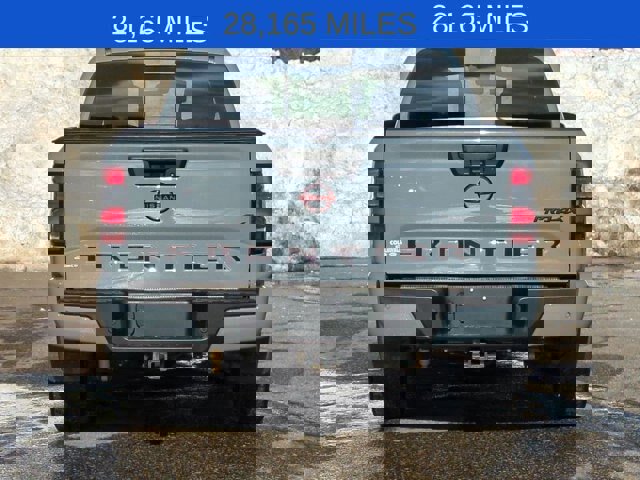 Used 2023 Nissan Frontier PRO-4X w/ Pro Convenience Package image 5