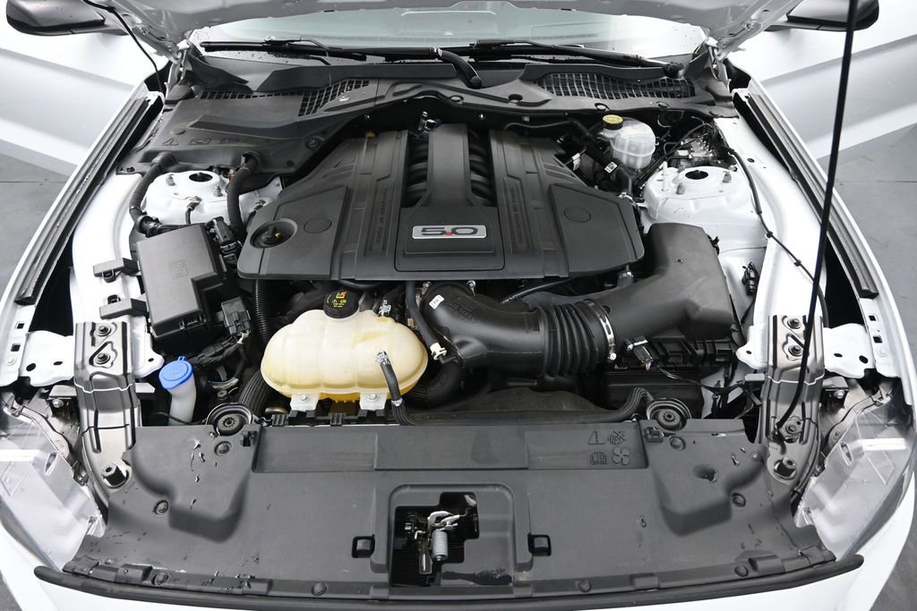 Used 2022 Ford Mustang GT Premium w/ Black Accent Package RWD image 32