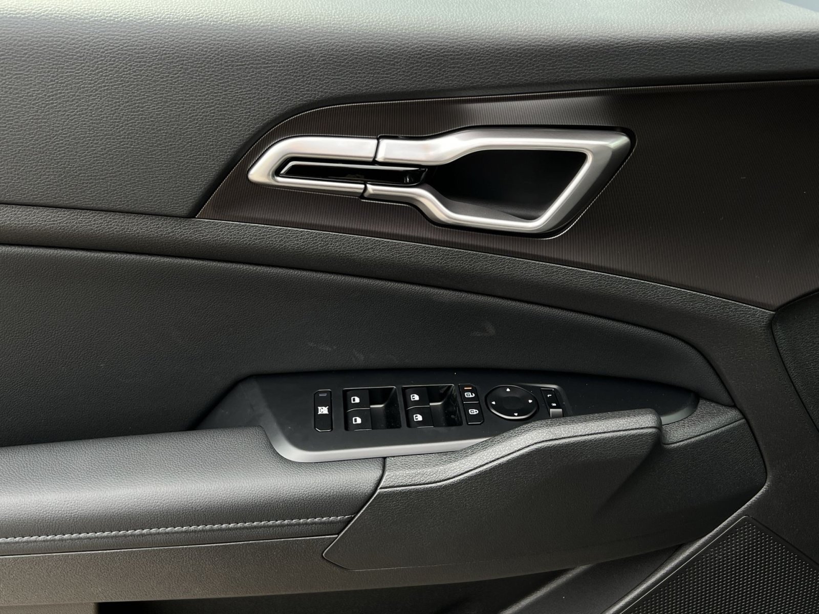 New 2026 Kia Sportage EX AWD/4WD image 20