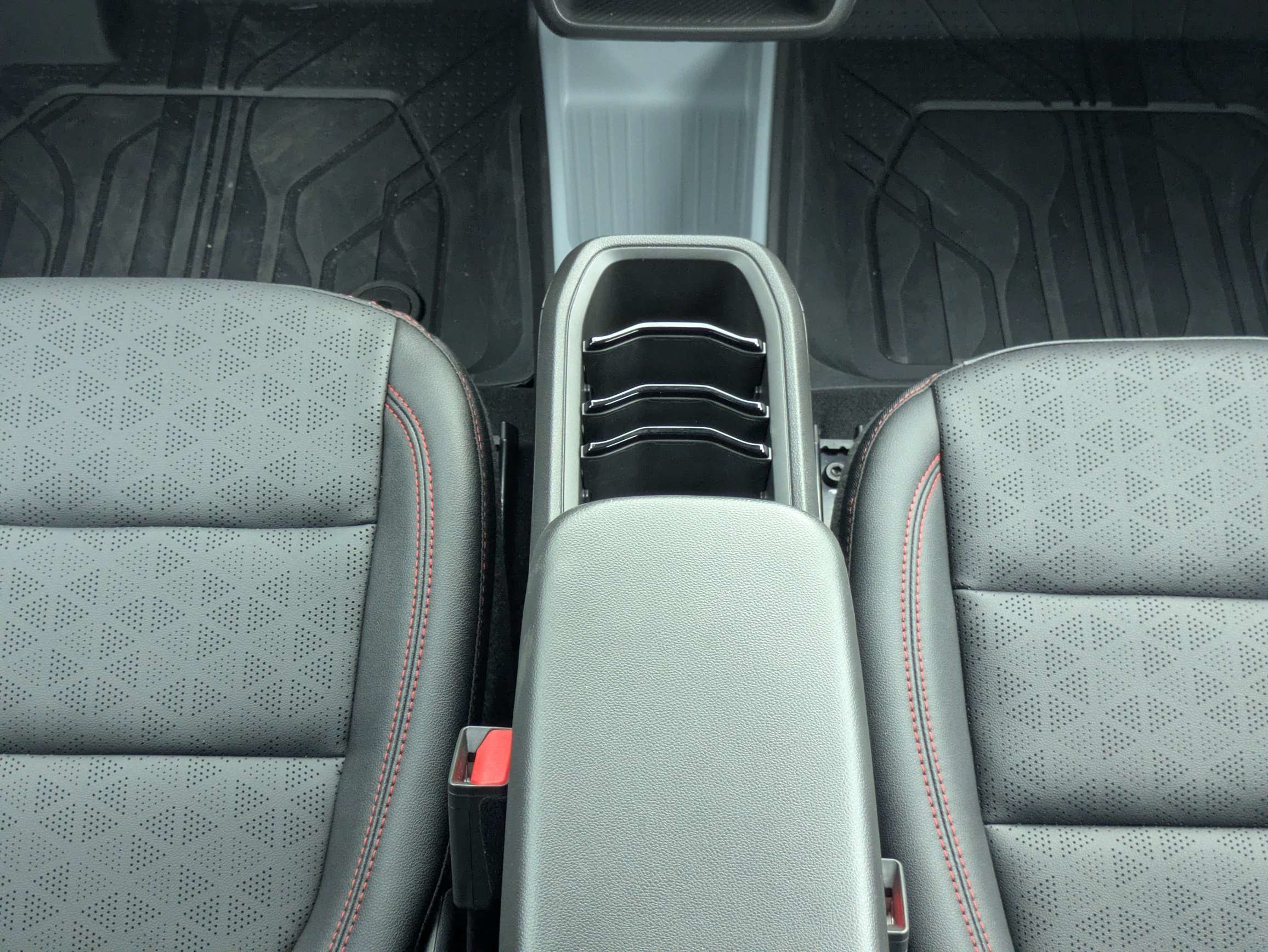 New 2027 Chevrolet Bolt RS w/ Technology Package FWD image 6