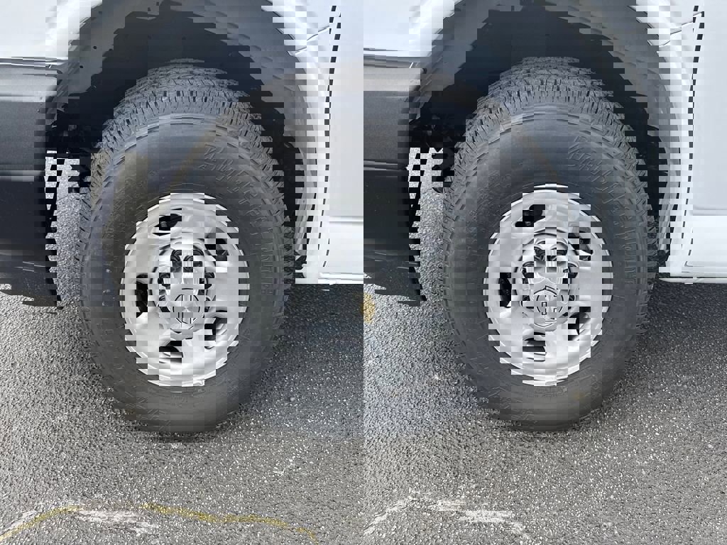 New 2026 Chevrolet Express 2500 image 12