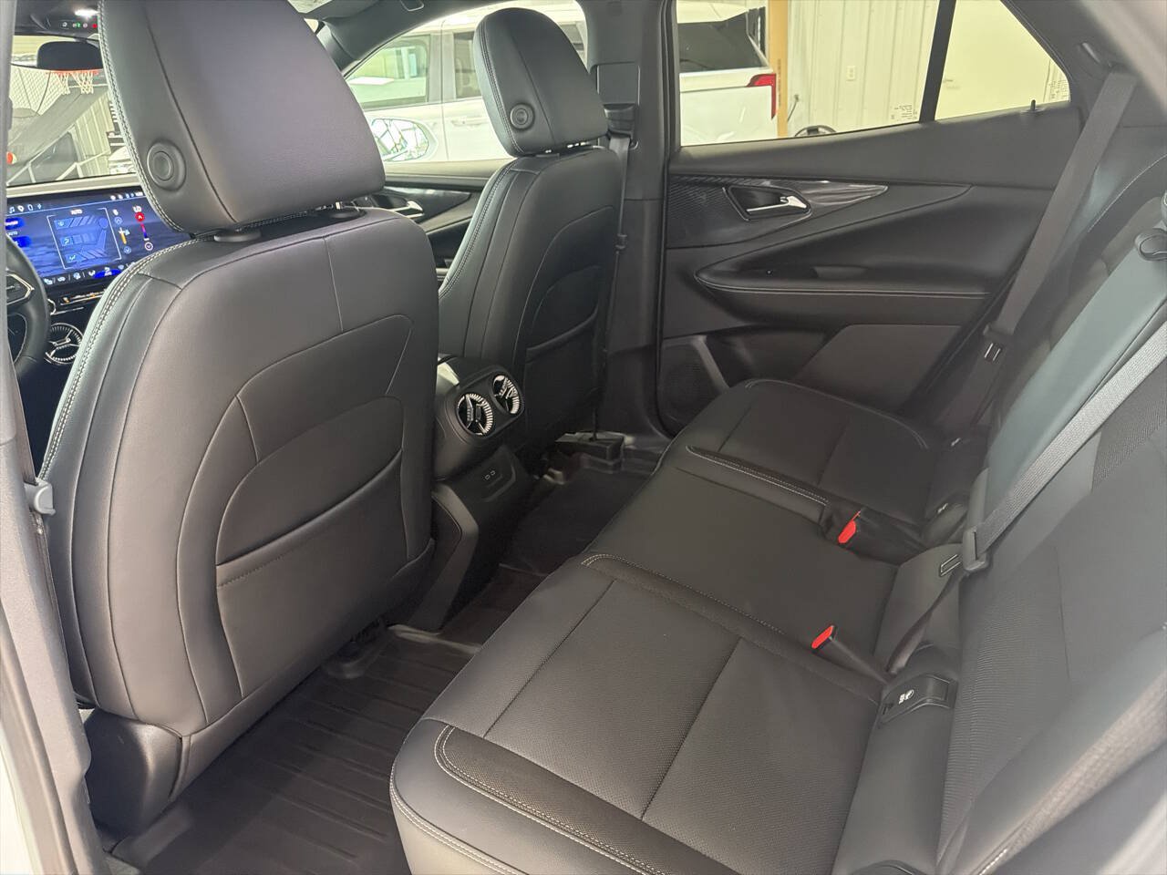 Used 2024 Chevrolet Blazer EV LT AWD/4WD image 21