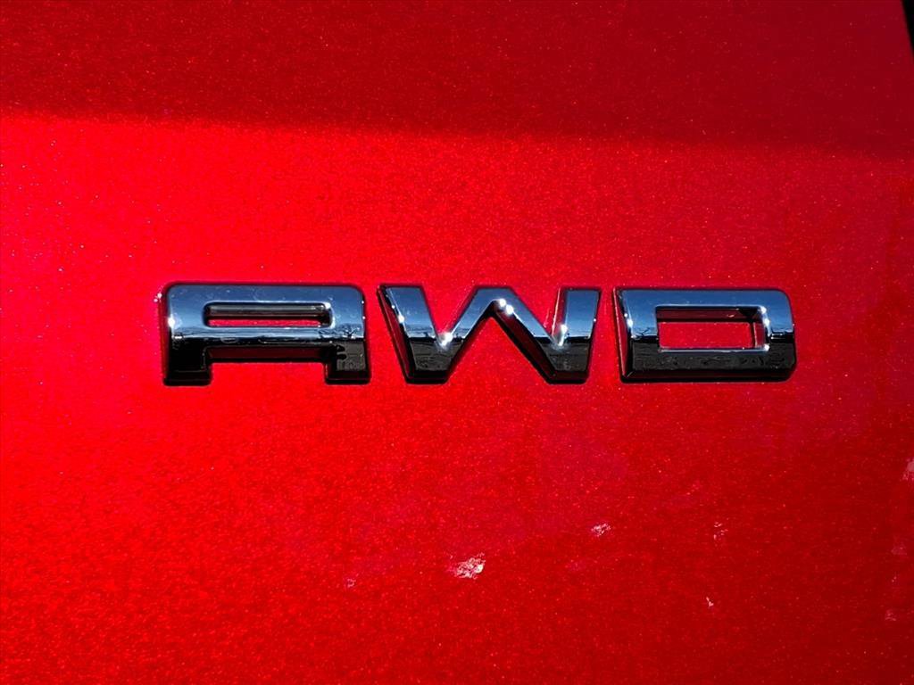 Used 2025 Ford Escape Active w/ Active Premium Tech Pack image 8