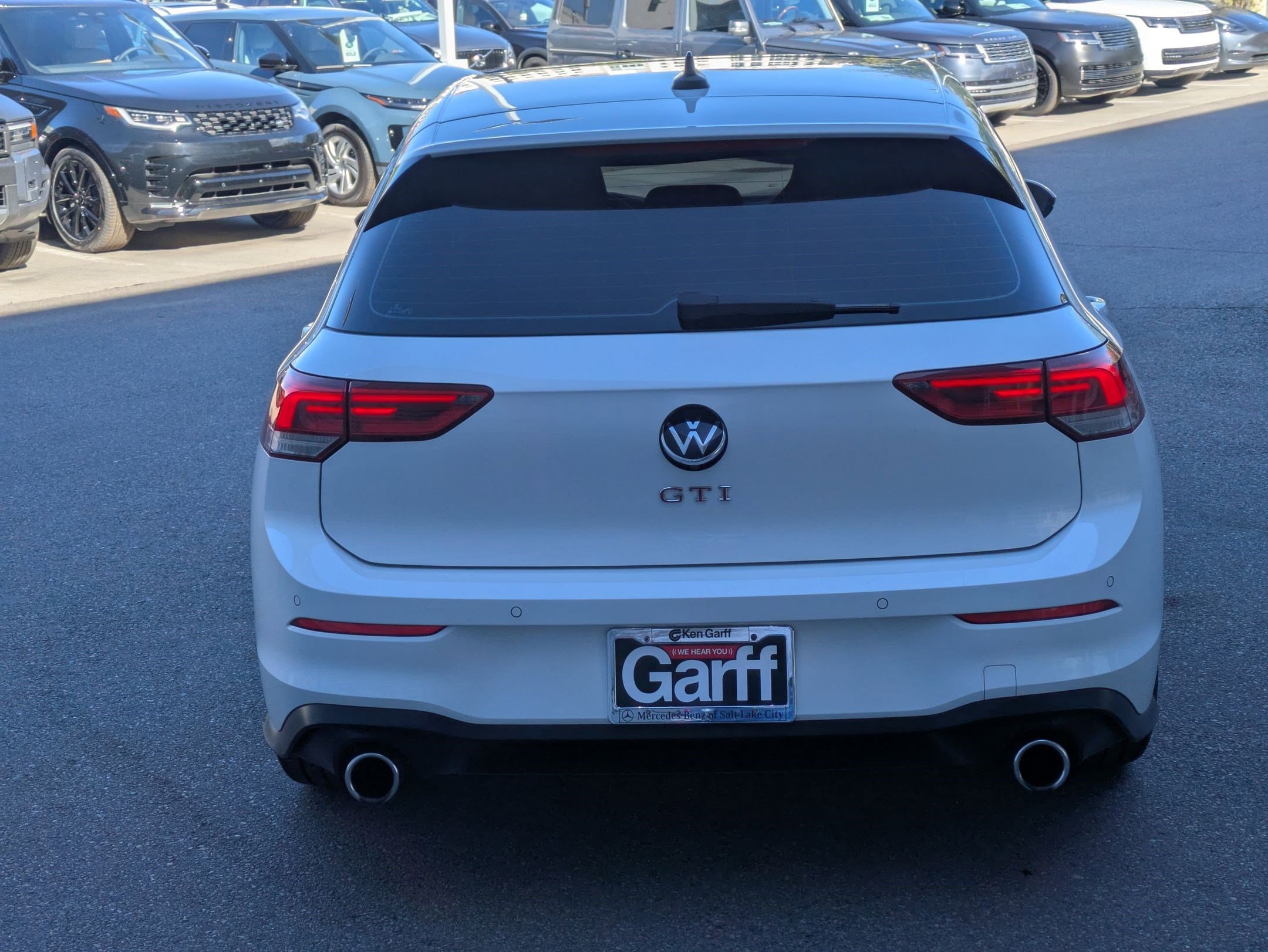 Used 2022 Volkswagen GTI SE FWD image 4