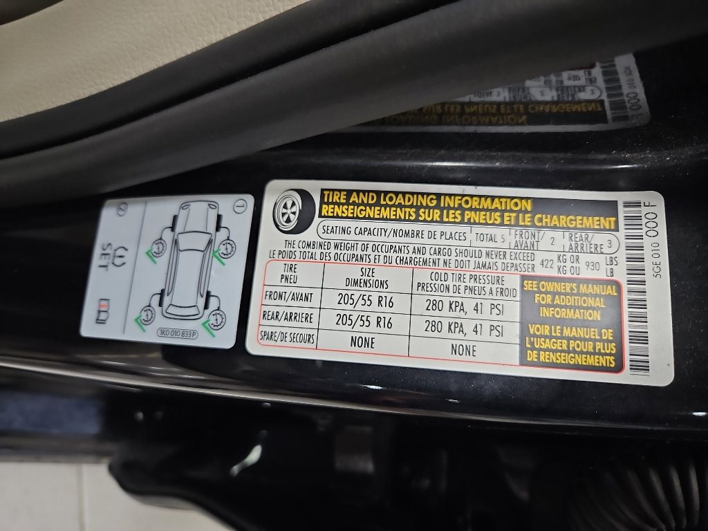 Used 2019 Volkswagen e-Golf SEL Premium image 24