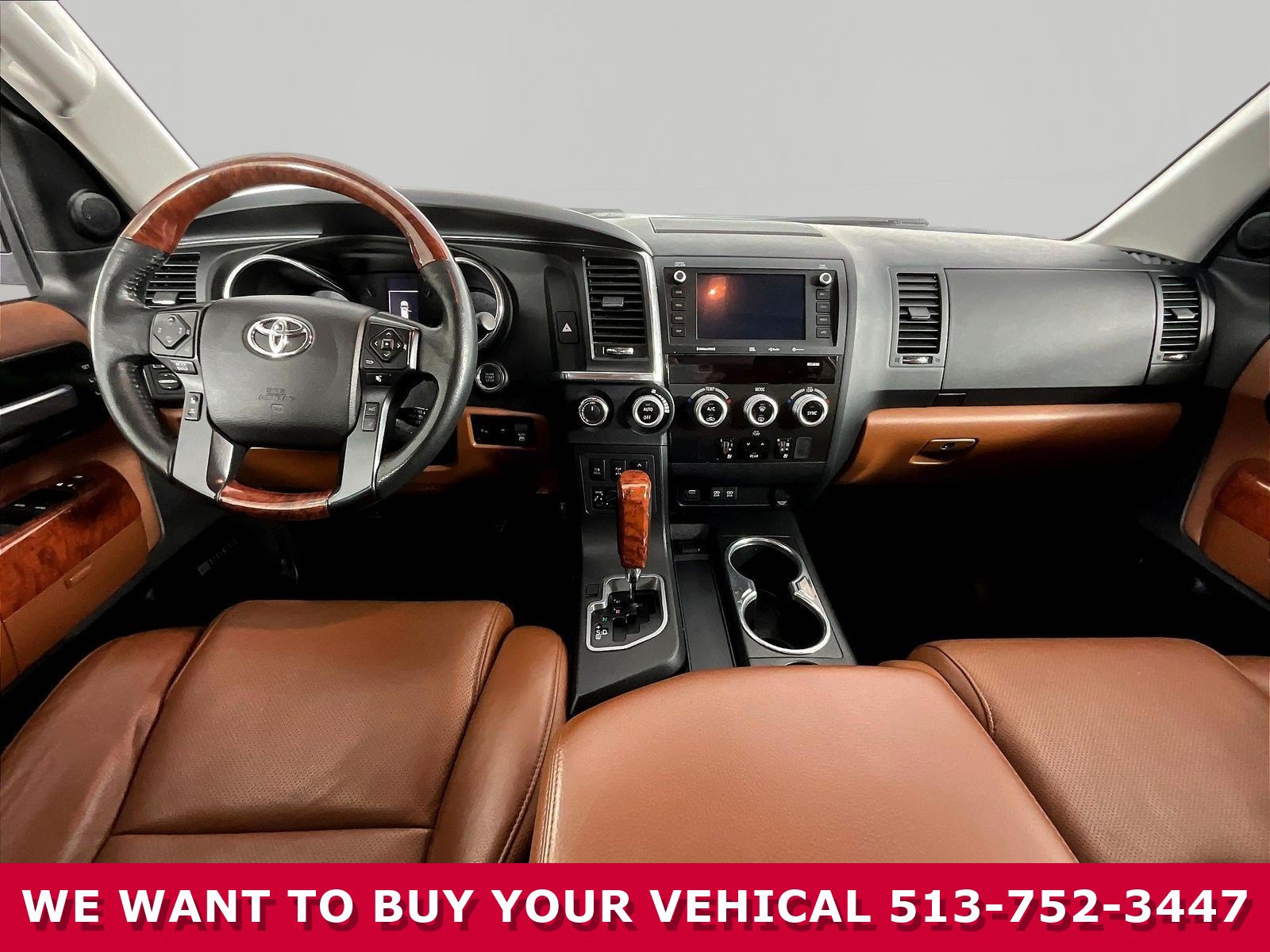 Used 2020 Toyota Sequoia Platinum w/ Preferred Accessory Package AWD/4WD image 7