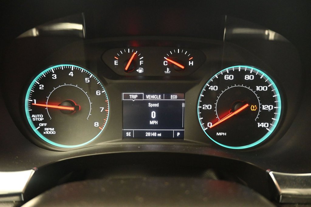 Used 2023 Chevrolet Traverse LT FWD image 9